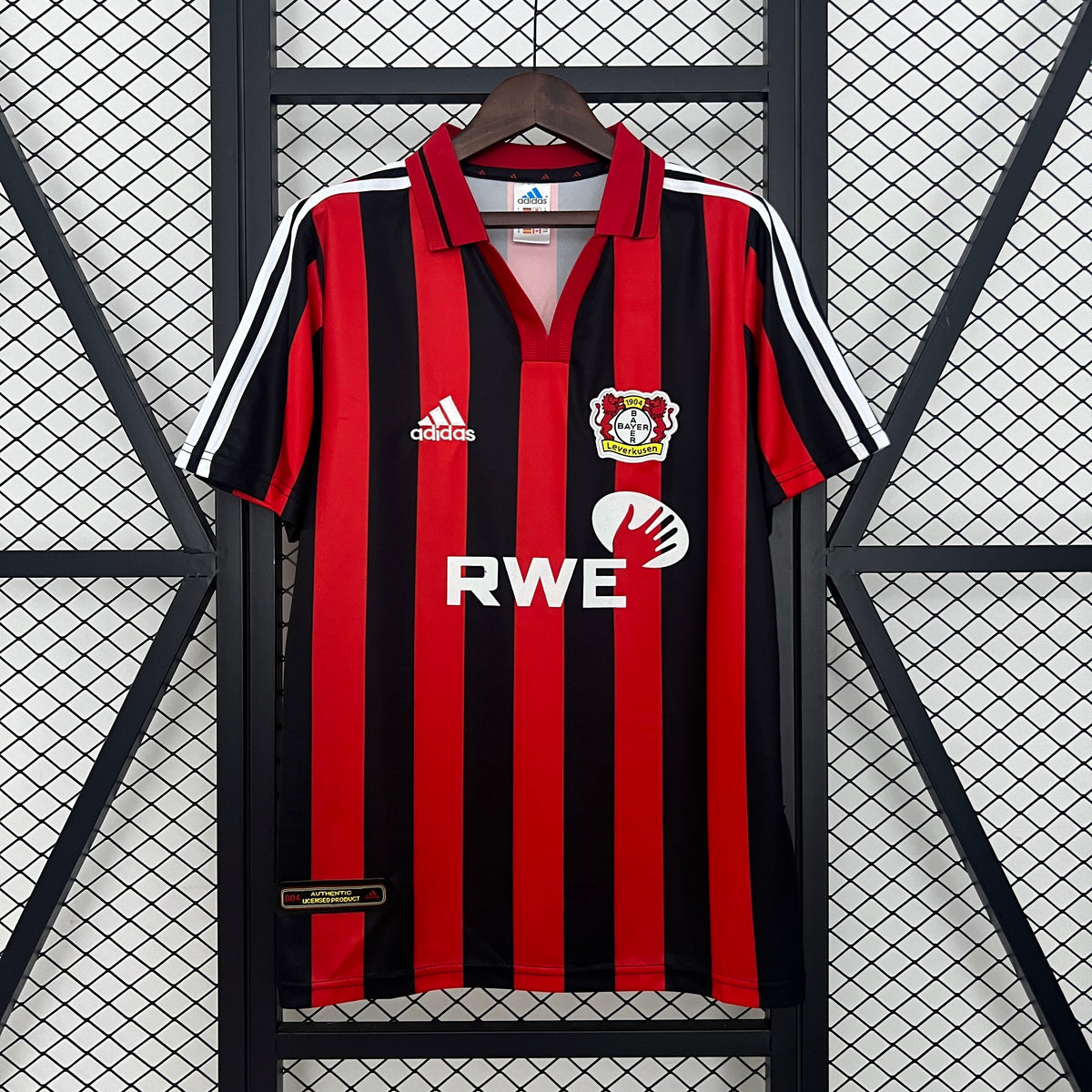 Bayer Leverkusen 01/02