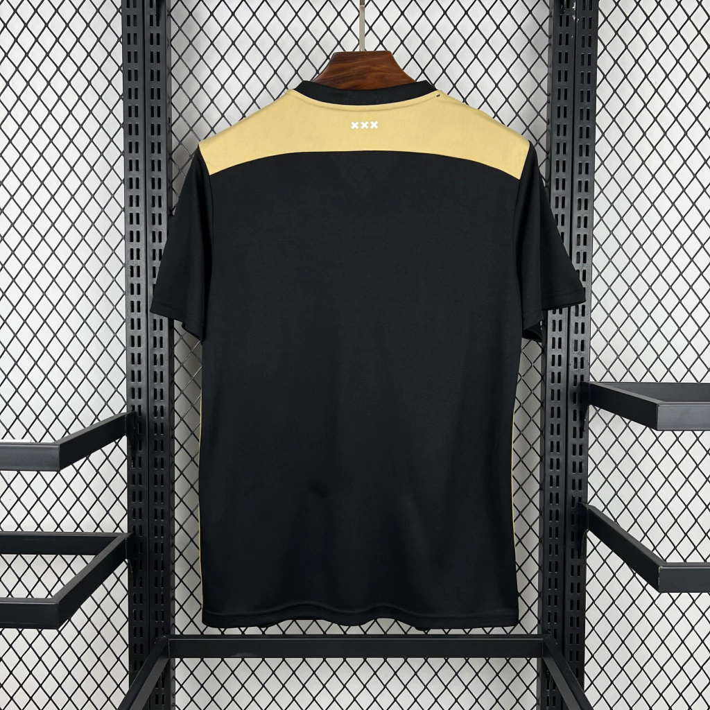Ajax Visitante 18/19