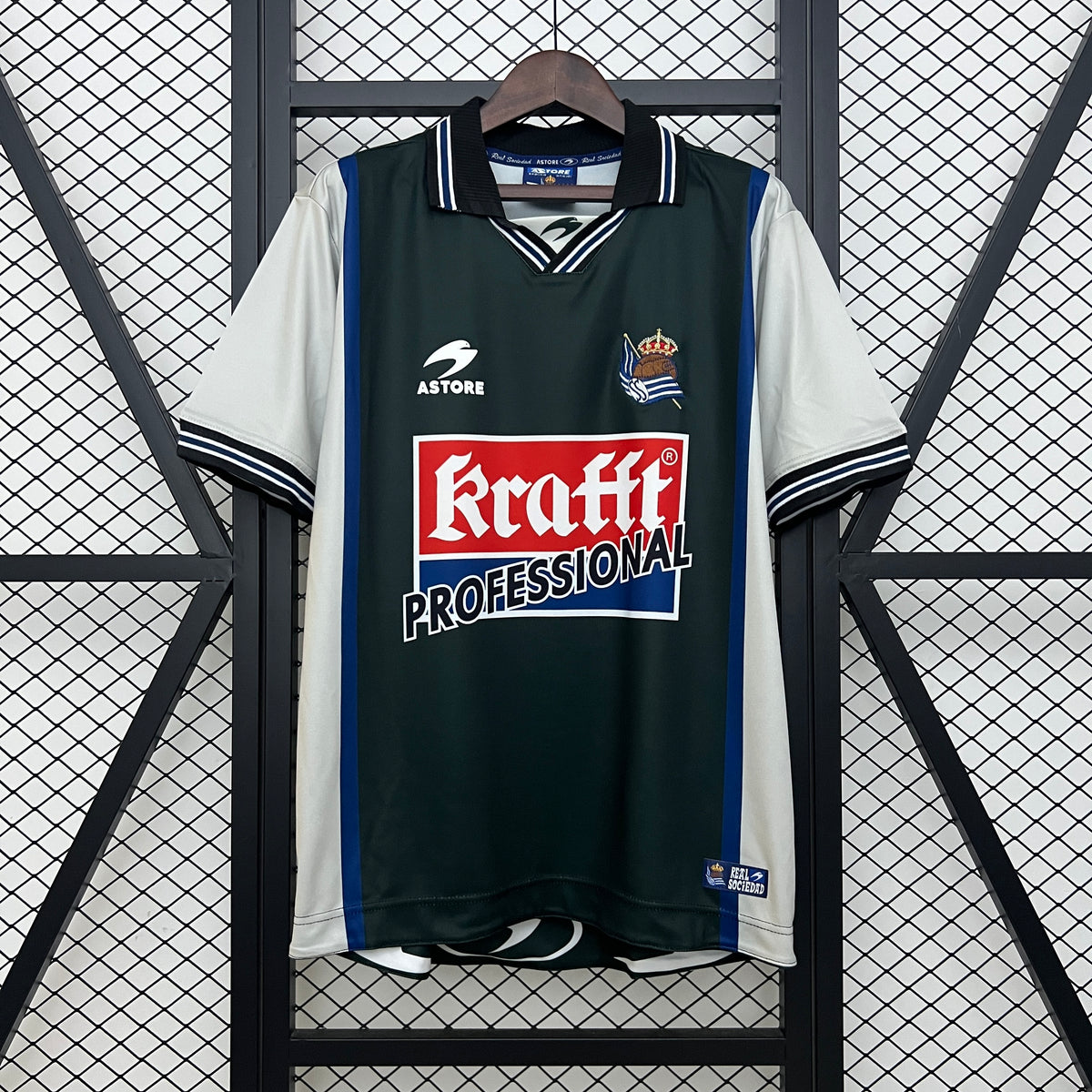 Real Sociedad Visitante 00/01