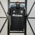 Aston Villa Visitante 25/26