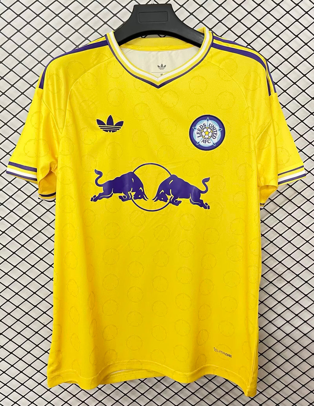 Leeds United Visitante 26/27