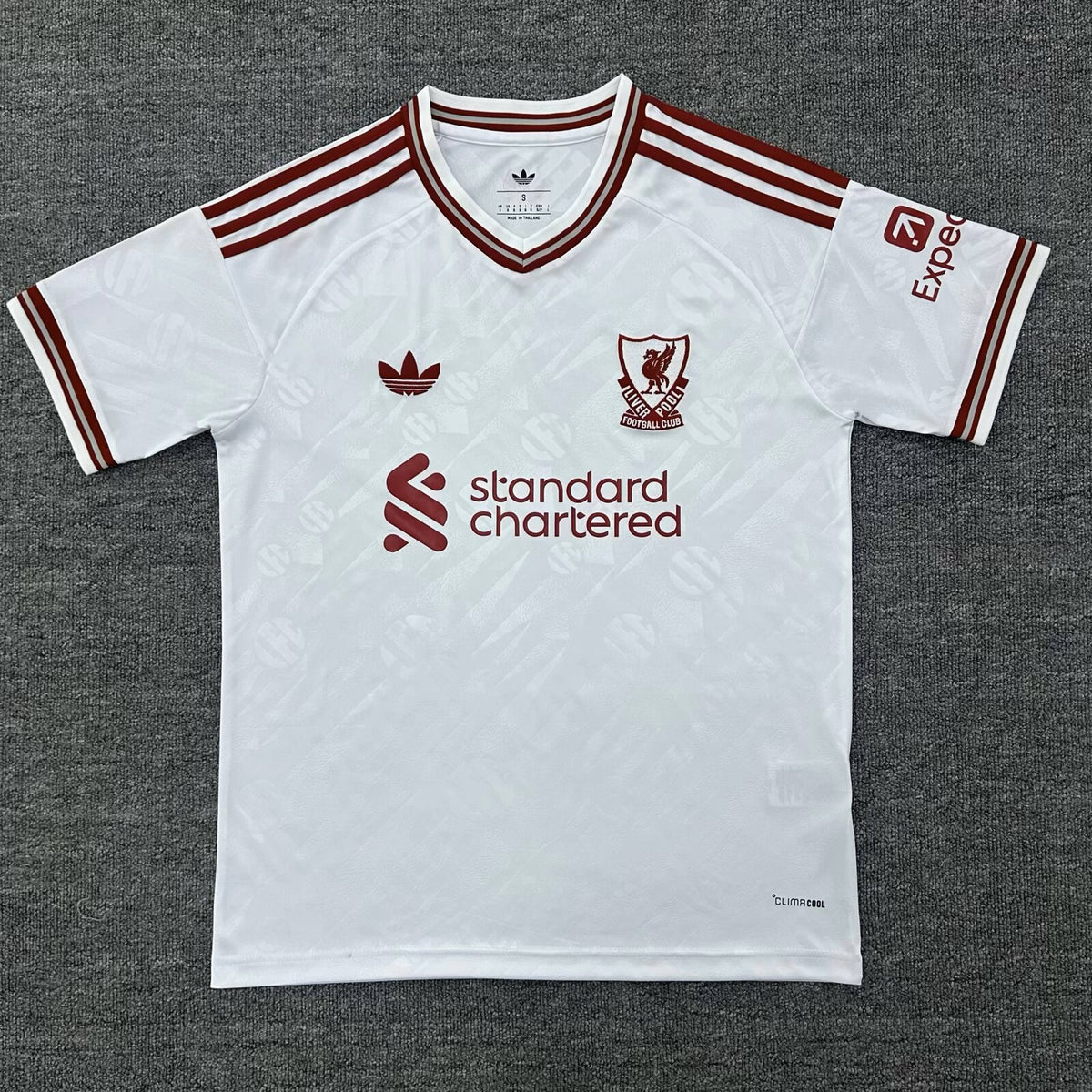 Liverpool Visitante 26/27