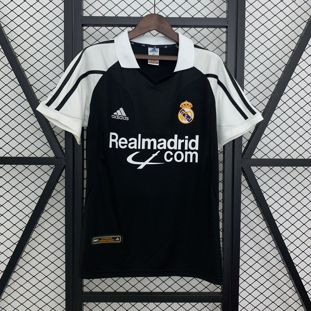 Real Madrid Visitante 01/02