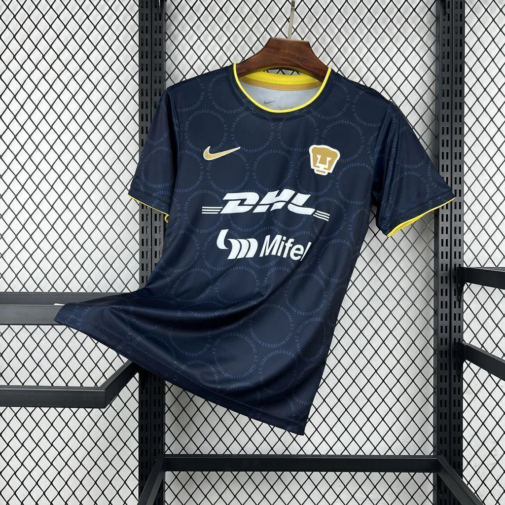 Pumas 26/27