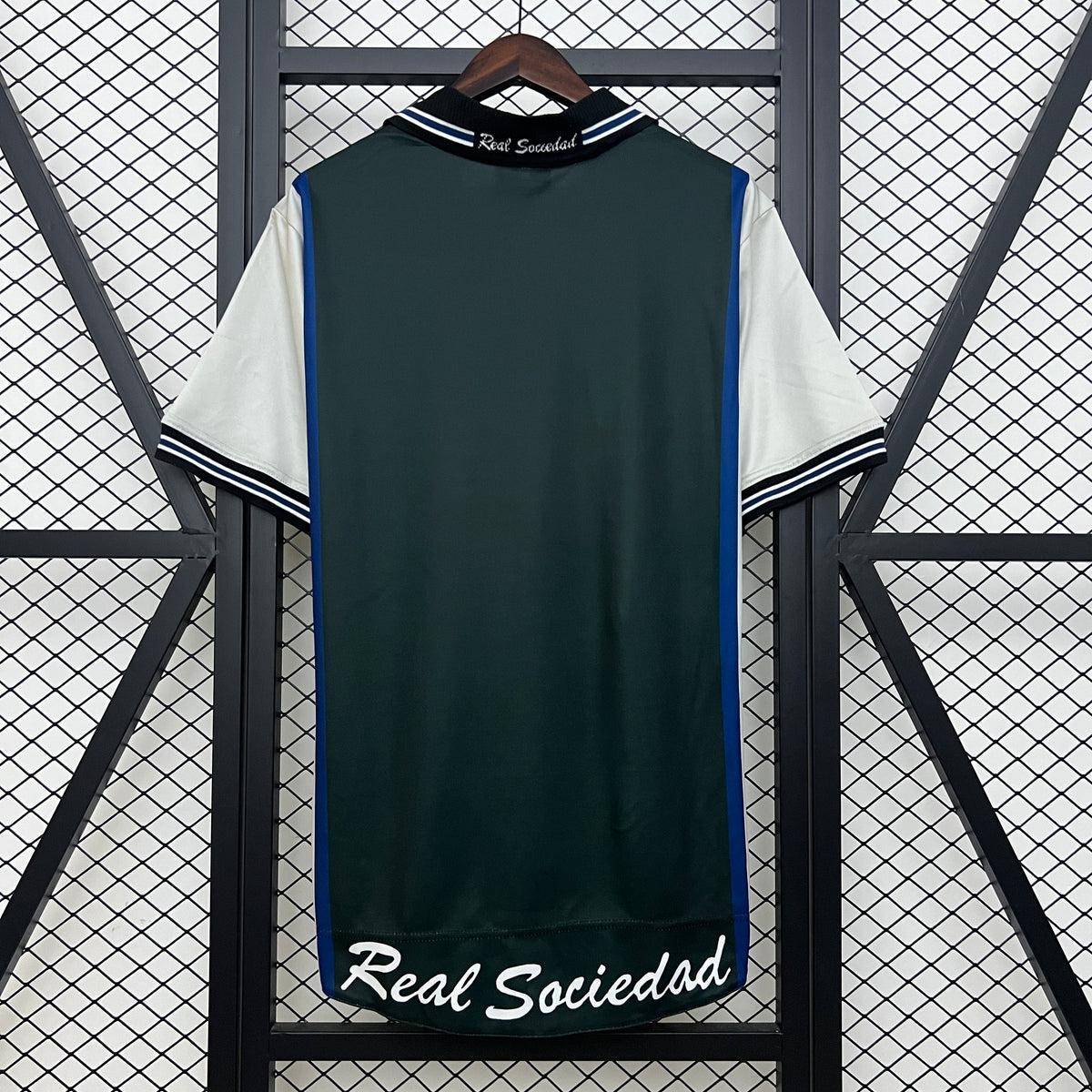 Real Sociedad Visitante 00/01
