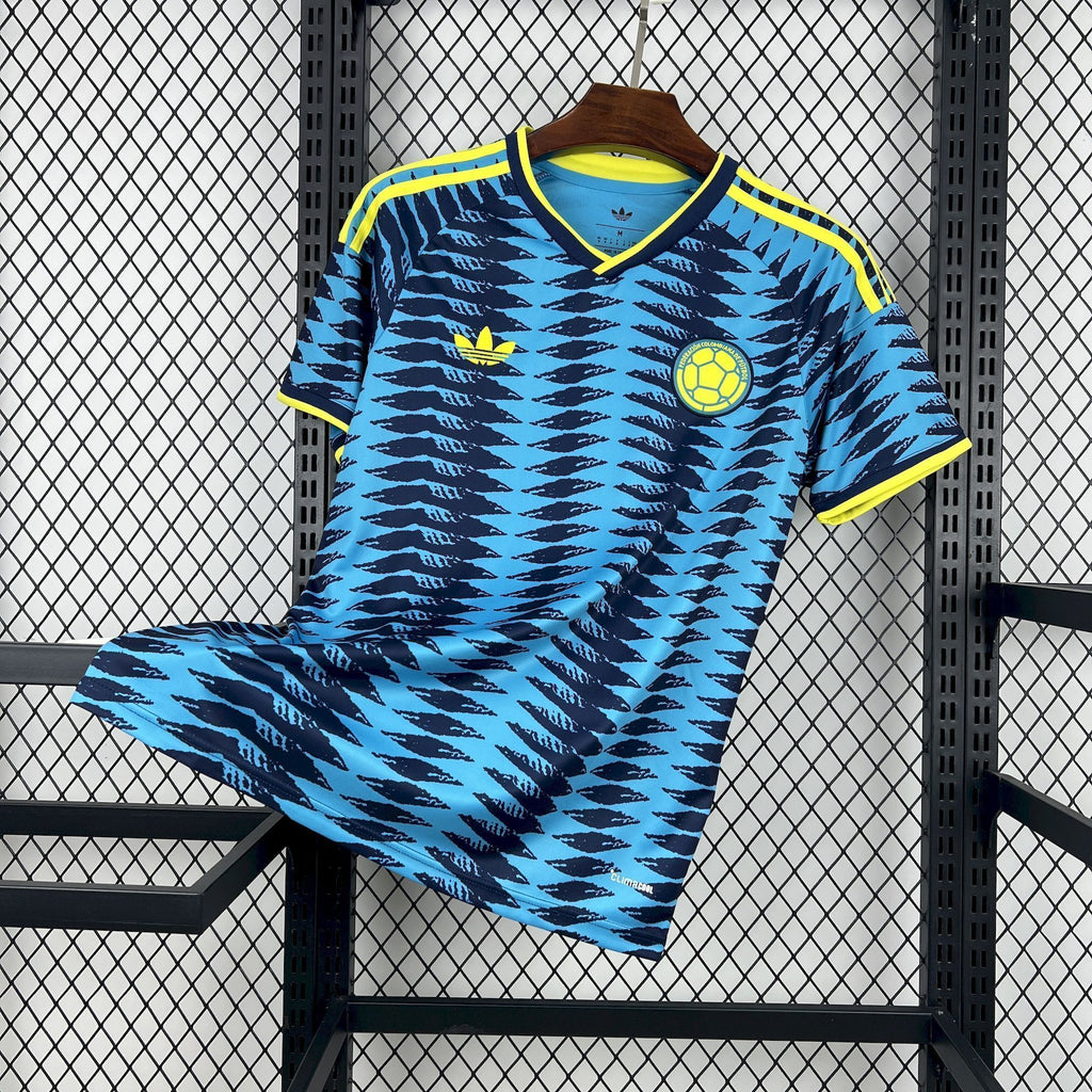 Colombia Visitante 26/27