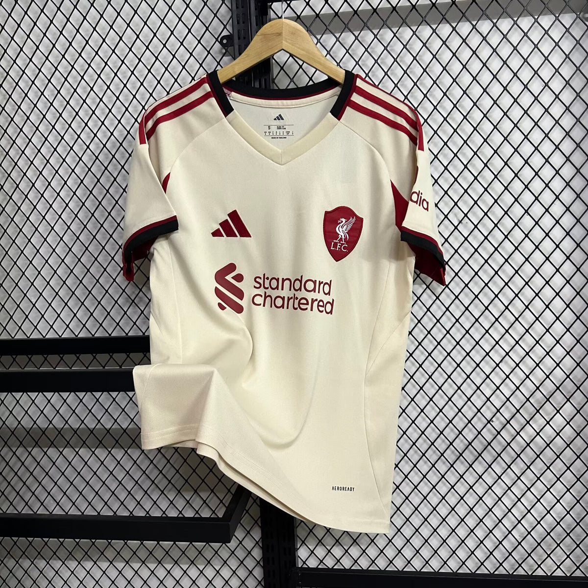 Liverpool Visitante 25/26